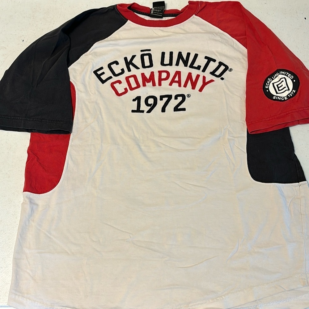 Ecko short sleeve shirt medium